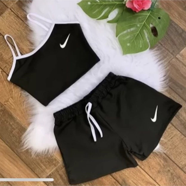 خرید ست باشگاهی دخترانه نیم تنه و شورتک اسپرت Nike - سیلین سکرت